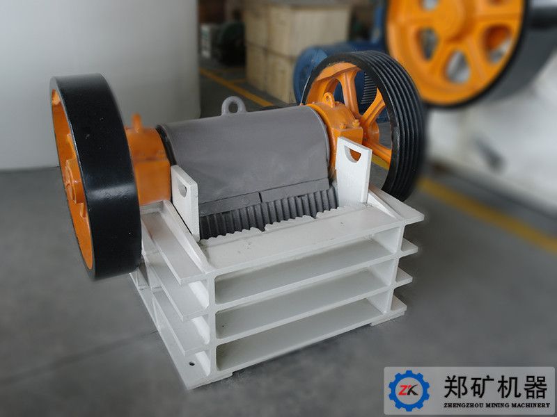 伊朗顎式破碎機(jī)項(xiàng)目